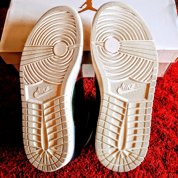 Women's Nike Air Jordan 1 Custom Sneakers Size 8 - Picture 9 of 12